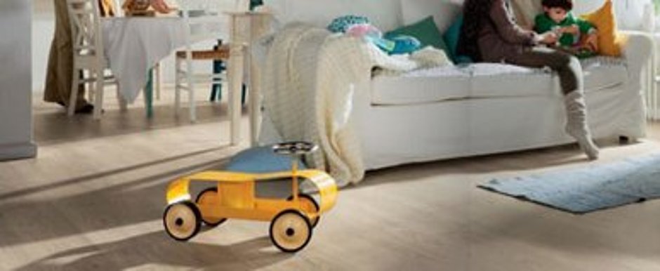 Laminatboden im Wohnraum